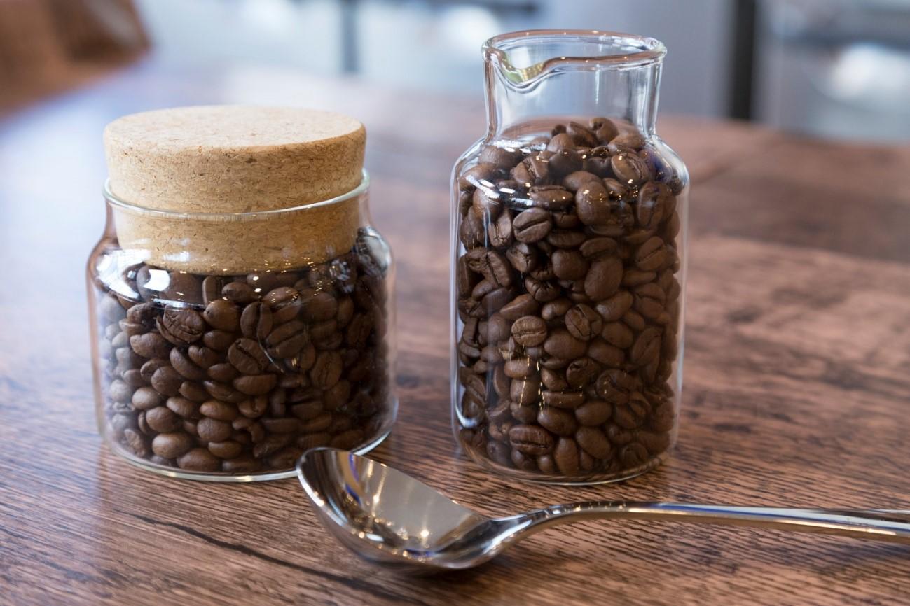 コーヒー豆の保存容器・保存缶は何がいい？入れ物に悩む方へ選び方を